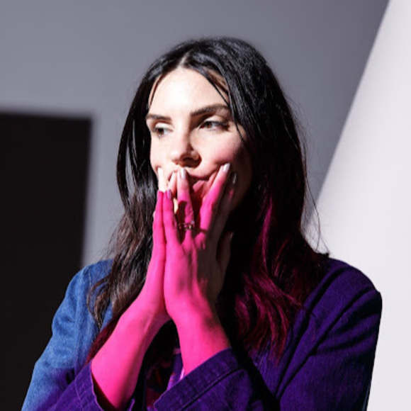 Meet your Posher, Abbie - Picture 1 of 1